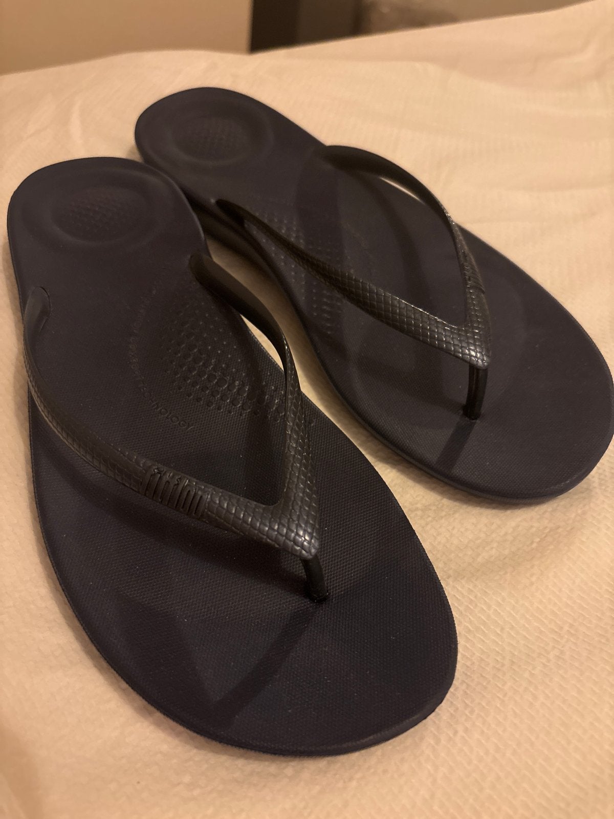 Donkerblauwe Fitflops maat 42, Kleding | Dames, Schoenen, Slippers, Blauw, Ophalen of Verzenden, Zo goed als nieuw