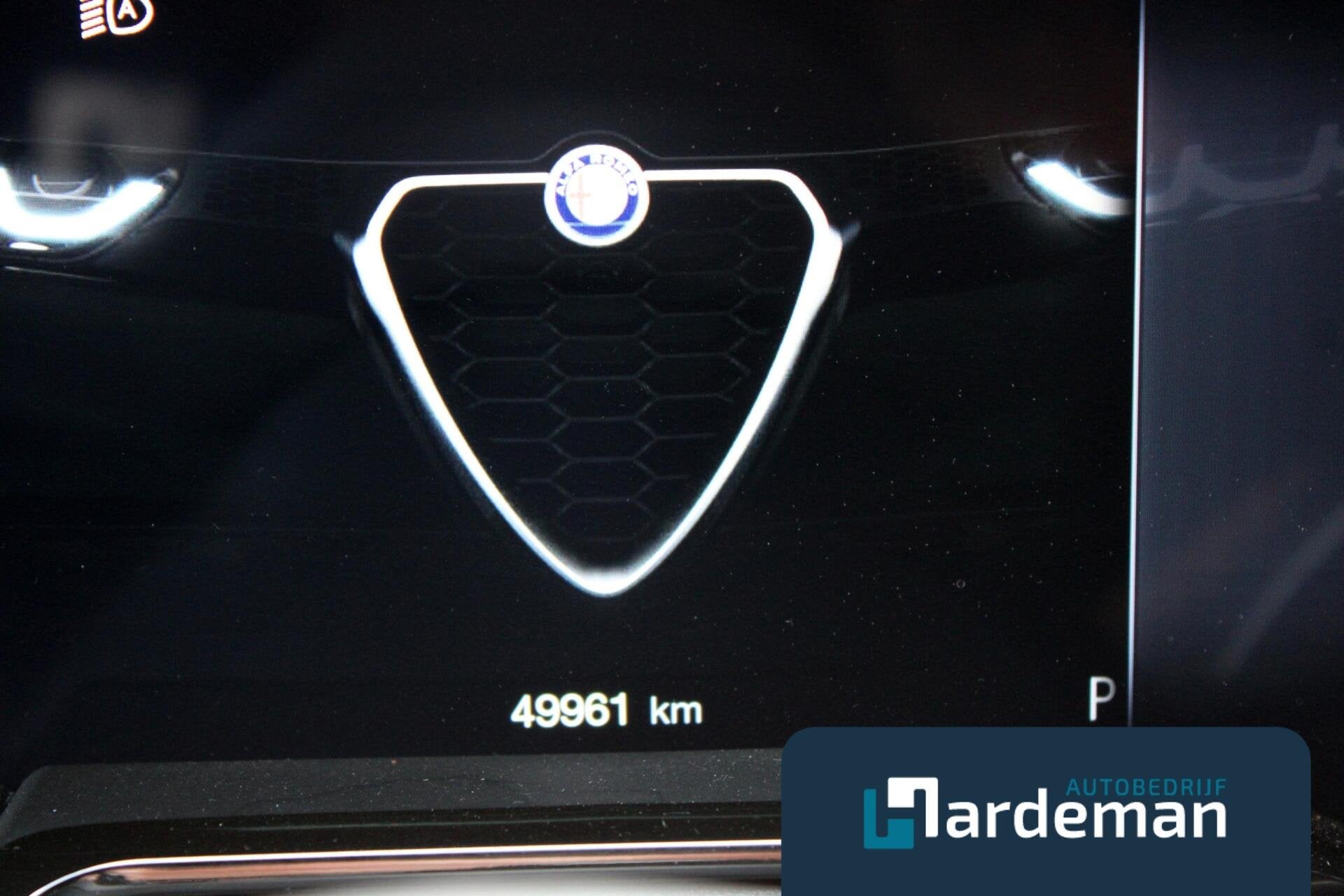 Alfa Romeo Tonale 1.5T Hybrid Edizione Speciale Carplay, Auto's, Gebruikt, Euro 6, 4 cilinders, Bedrijf