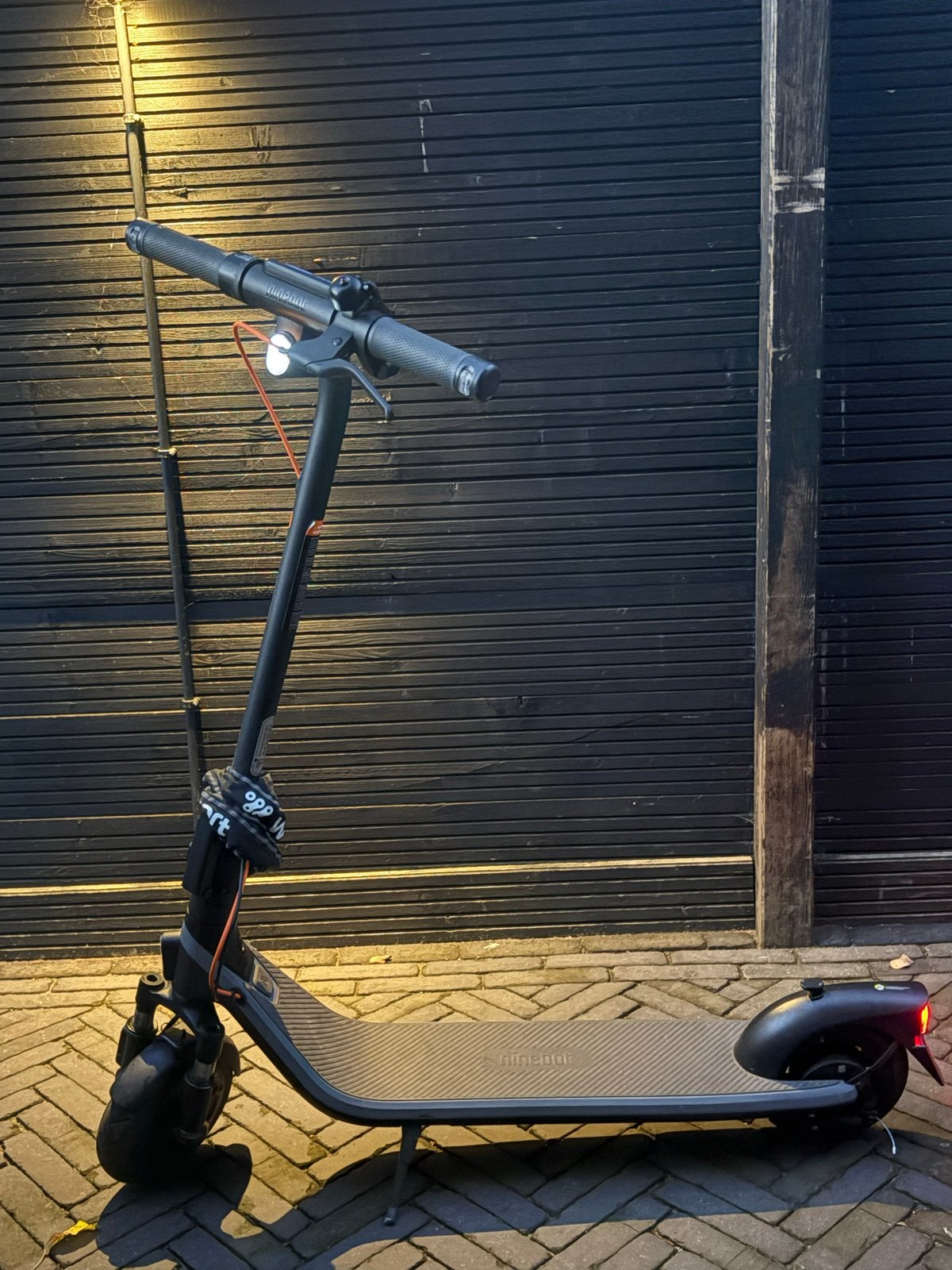 Ninebot Kickscooter E2 Plus E-step - Zo goed als nieuw, Fietsen en Brommers, Ophalen, Zo goed als nieuw, Elektrische step (E-scooter)