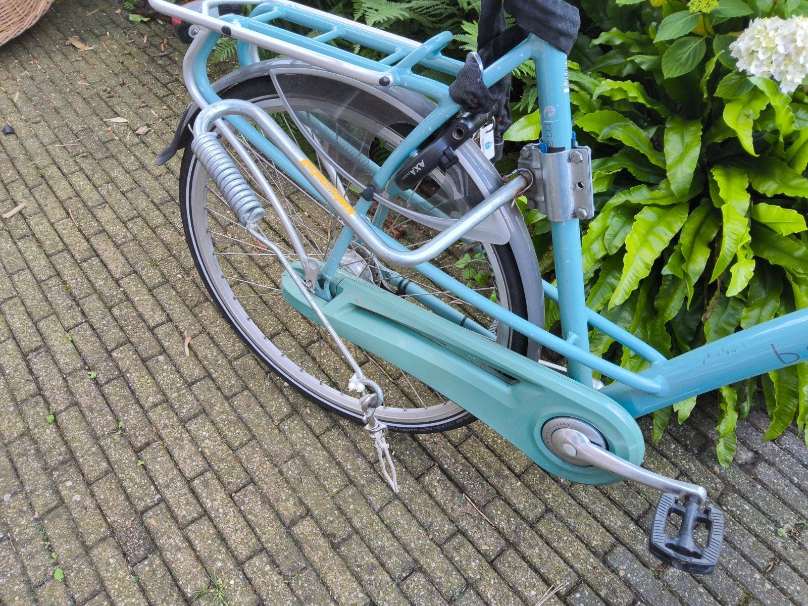 Fietsbeugel met veer voor aanlijnen hond naast de fiets, Dieren en Toebehoren, Ophalen of Verzenden