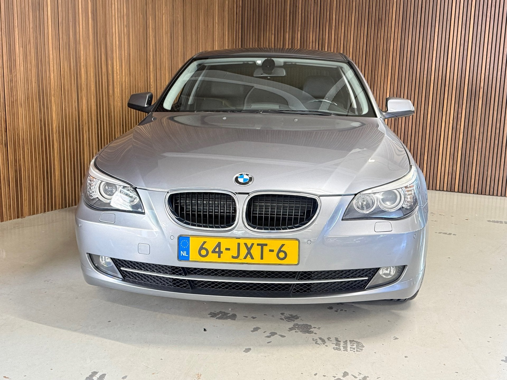 BMW 5-serie 520i Corporate Lease Business Line Edition I, Auto's, BMW, Automaat, Achterwielaandrijving, 4 cilinders, Met garantie (alle)
