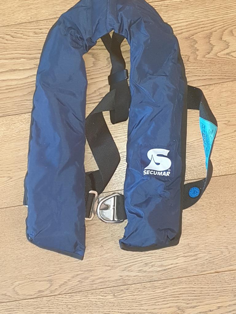 Secumar reddingsvest, Watersport en Boten, Watersportkleding, Ophalen of Verzenden, Zo goed als nieuw, Dame of Heer, Reddingsvest of Zwemvest