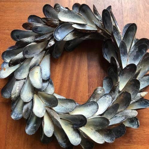 mossel schelpen Krans Mooie Zeeuwse, 30 cm, Ophalen of Verzenden, Zo goed als nieuw, Schelpendecoratie