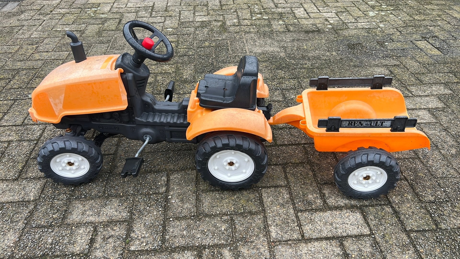 Gebruikte kleine traktor met aanhanger, Ophalen, Zo goed als nieuw, Overige merken