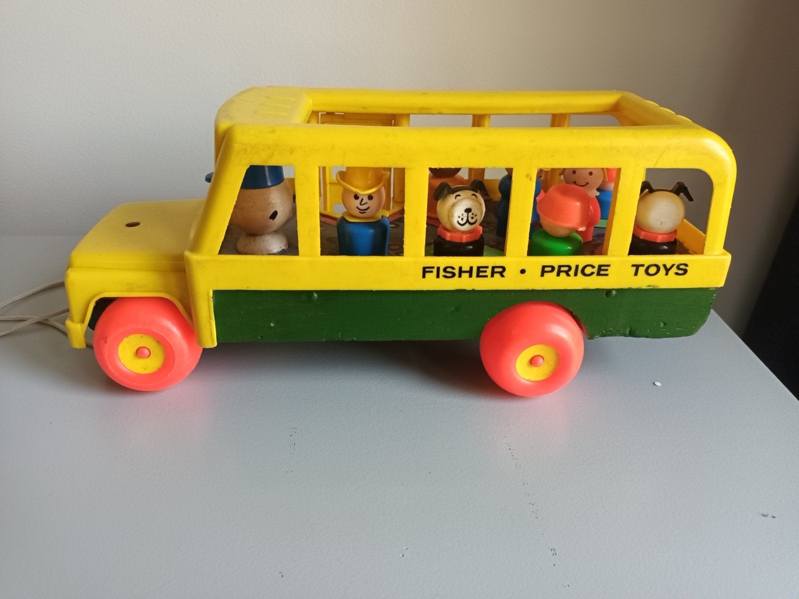 Vintage gele Fisher Price schoolbus poppetjes Fisher-Price, Ophalen of Verzenden, Gebruikt, Auto of Voertuig