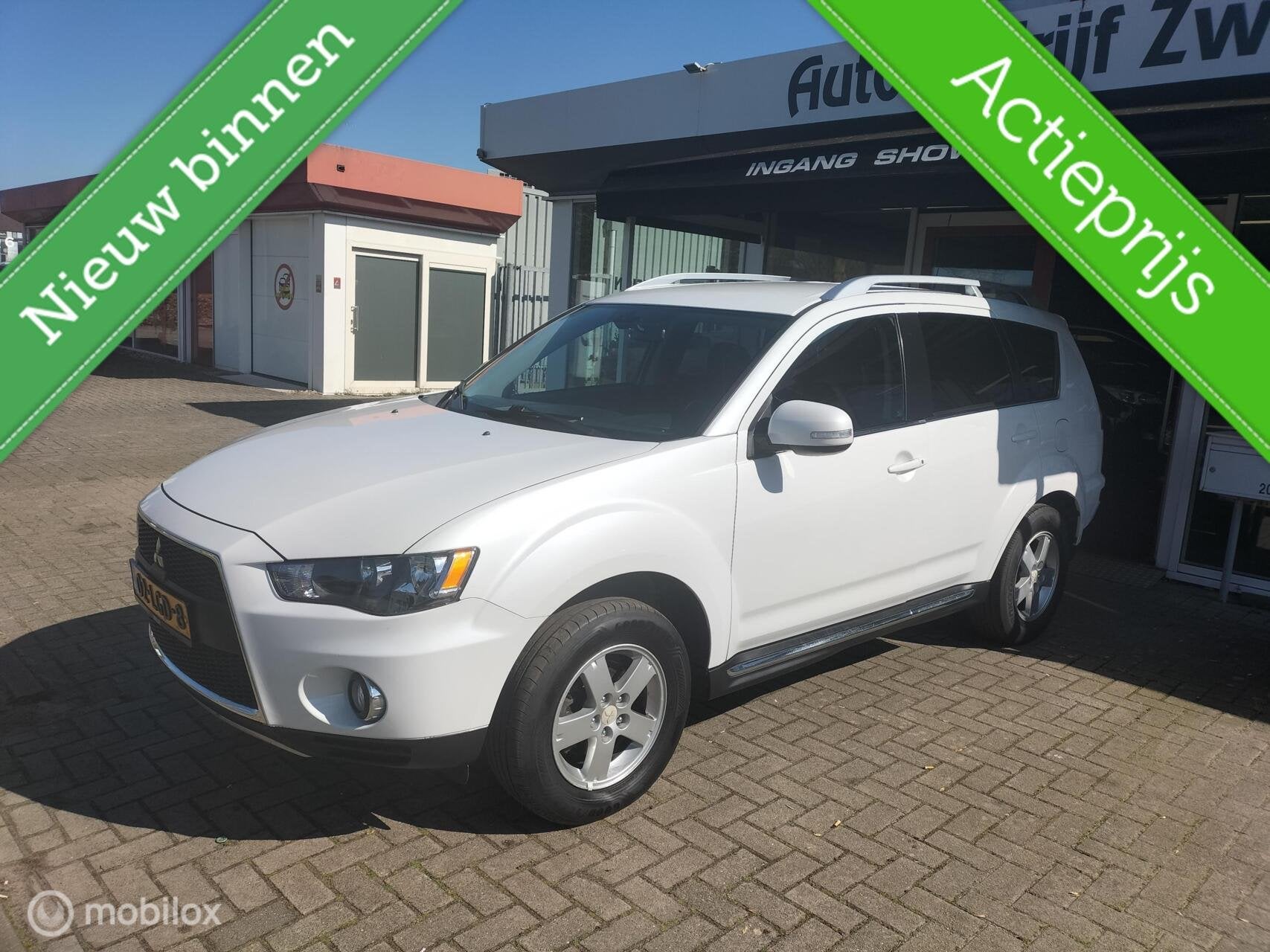 MITSUBISHI OUTLANDER 2.0 INTRO|2010|NAVI|CRUISE|NIEUWE APK!, 1998 cc, Stof, Zwart, 4 cilinders