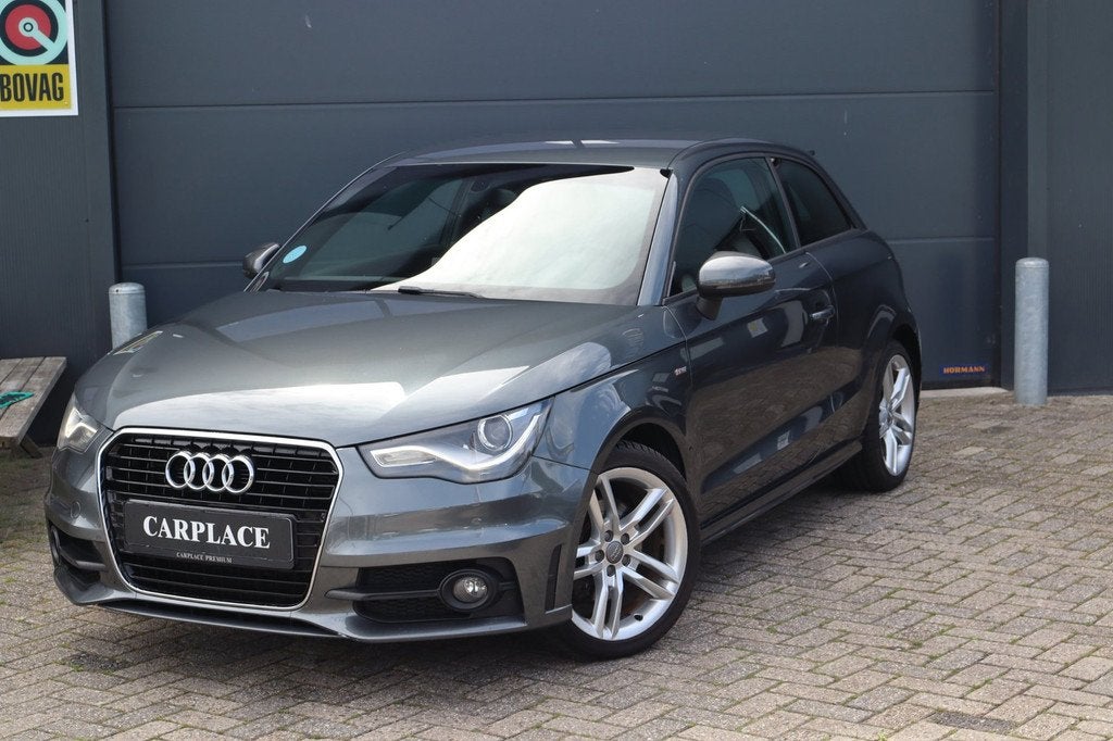 Audi A1 1.4 TFSI Pro Line S, Euro 5, 4 cilinders, 4 stoelen, Leder en Stof