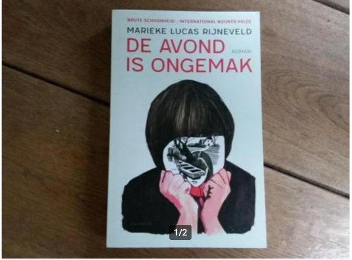 Marieke Lucas Rijneveld, De avond is ongemak, Boeken, Literatuur, Ophalen of Verzenden, Zo goed als nieuw