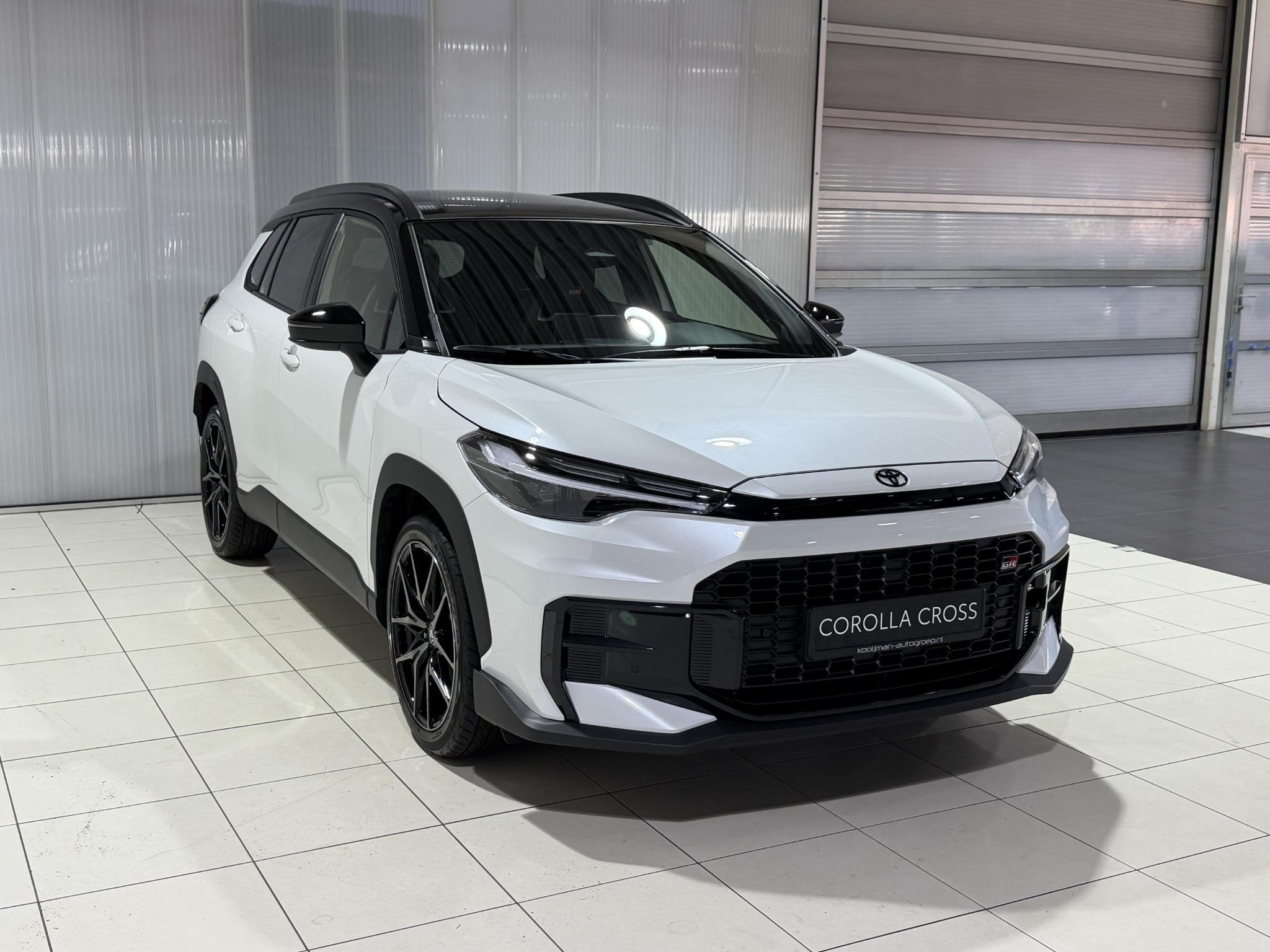 Toyota Corolla Cross Hybrid 180 GR Sport Panoramadak, JBL Ge, Auto's, Automatische klimaatregeling, Euro 6, 4 cilinders, 179 pk