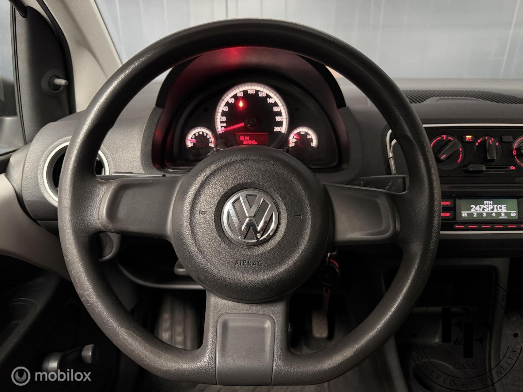 Volkswagen up! 1.0 take up! BlueMotion | 5-Deurs | Airco|NAP, Auto's, Voorwielaandrijving, Euro 5, Stof, Gebruikt