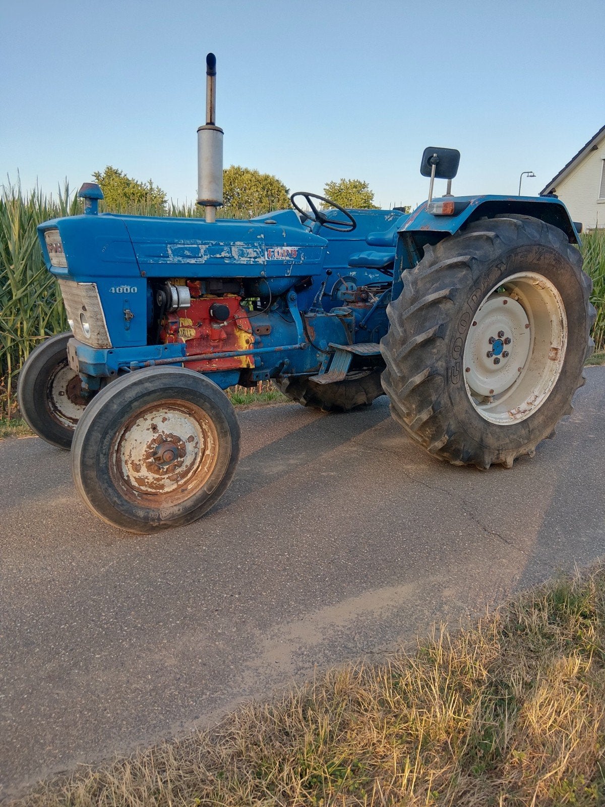 Ford 2000.  FORD 4000          Ford tractor, Ophalen, Gebruikt, Ford, Tot 80 Pk