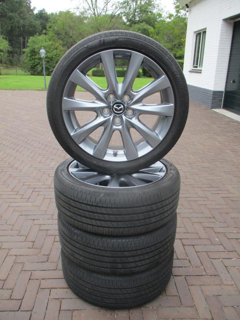 NIEUW Originele Mazda 3 18 inch velgen zomerbanden, Auto-onderdelen, Banden en Velgen, Ophalen, 18 inch, 215 mm, Banden en Velgen