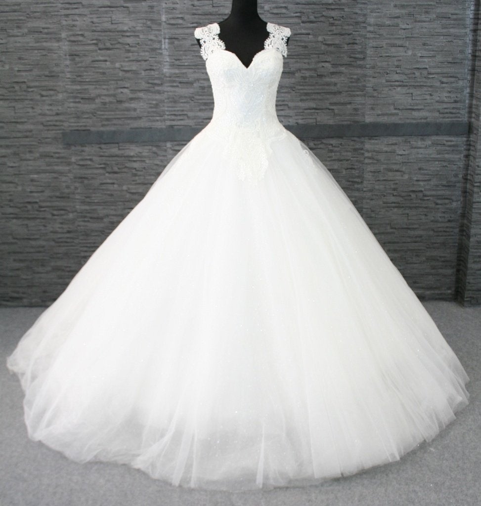 trouwjurk/trouwjurken/bruidsjurk maat 38, Kleding | Dames, Trouwkleding en Trouwaccessoires, Ophalen of Verzenden, Nieuw, Overige kleuren