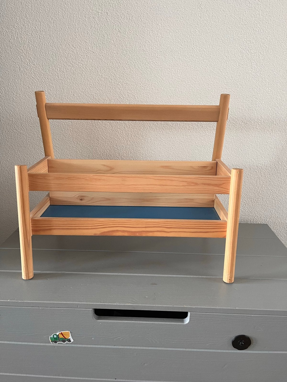 IKEA FLISAT Boekenstandaard - Houten Kinder Boekenrek, Ophalen, Zo goed als nieuw, Overige typen