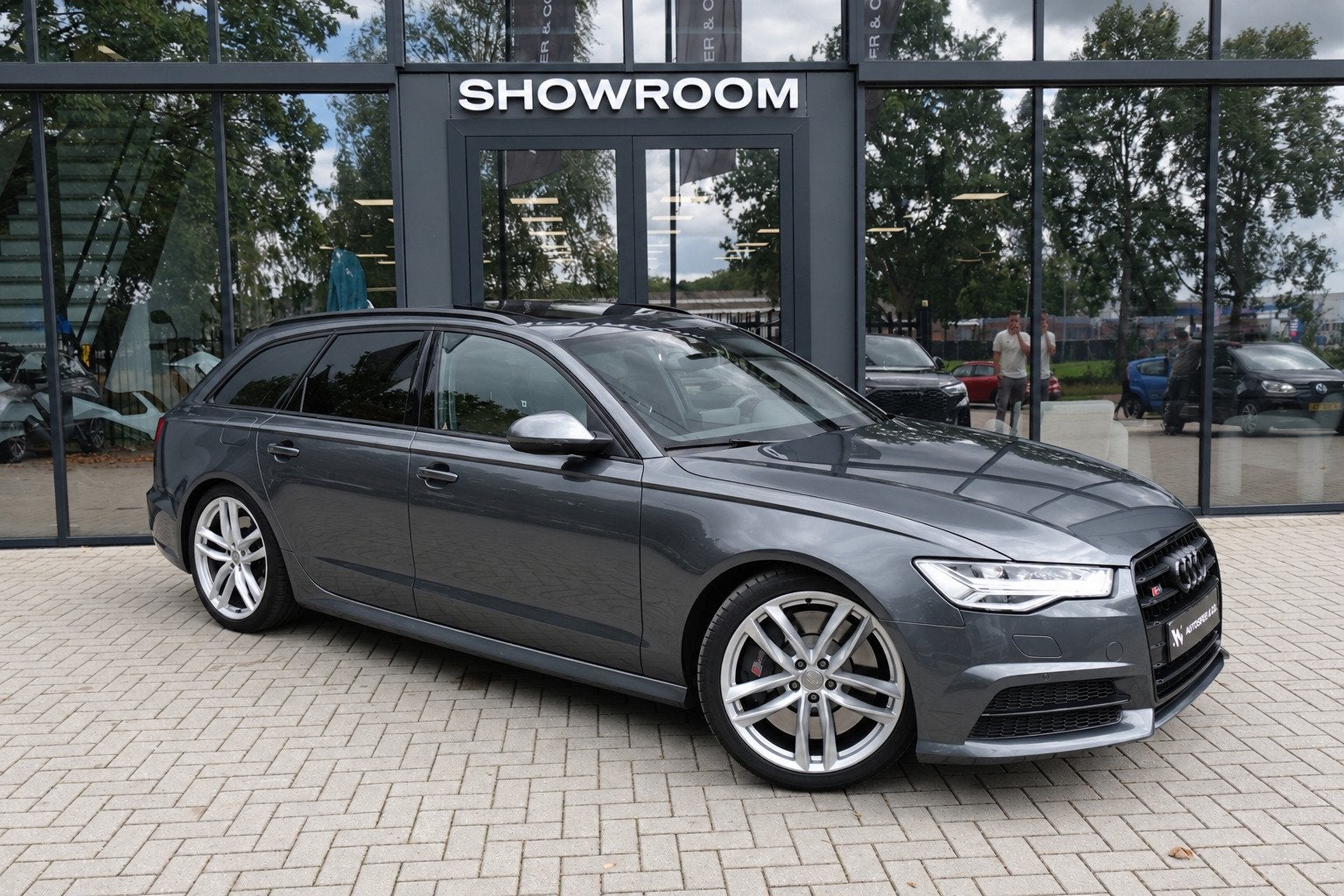 Audi S6 Avant 4.0 TFSI S6 Pro Line Plus PANO BOSE MATRIX, Auto's, Automaat, Gebruikt, 5 stoelen, Verwarmde buitenspiegels
