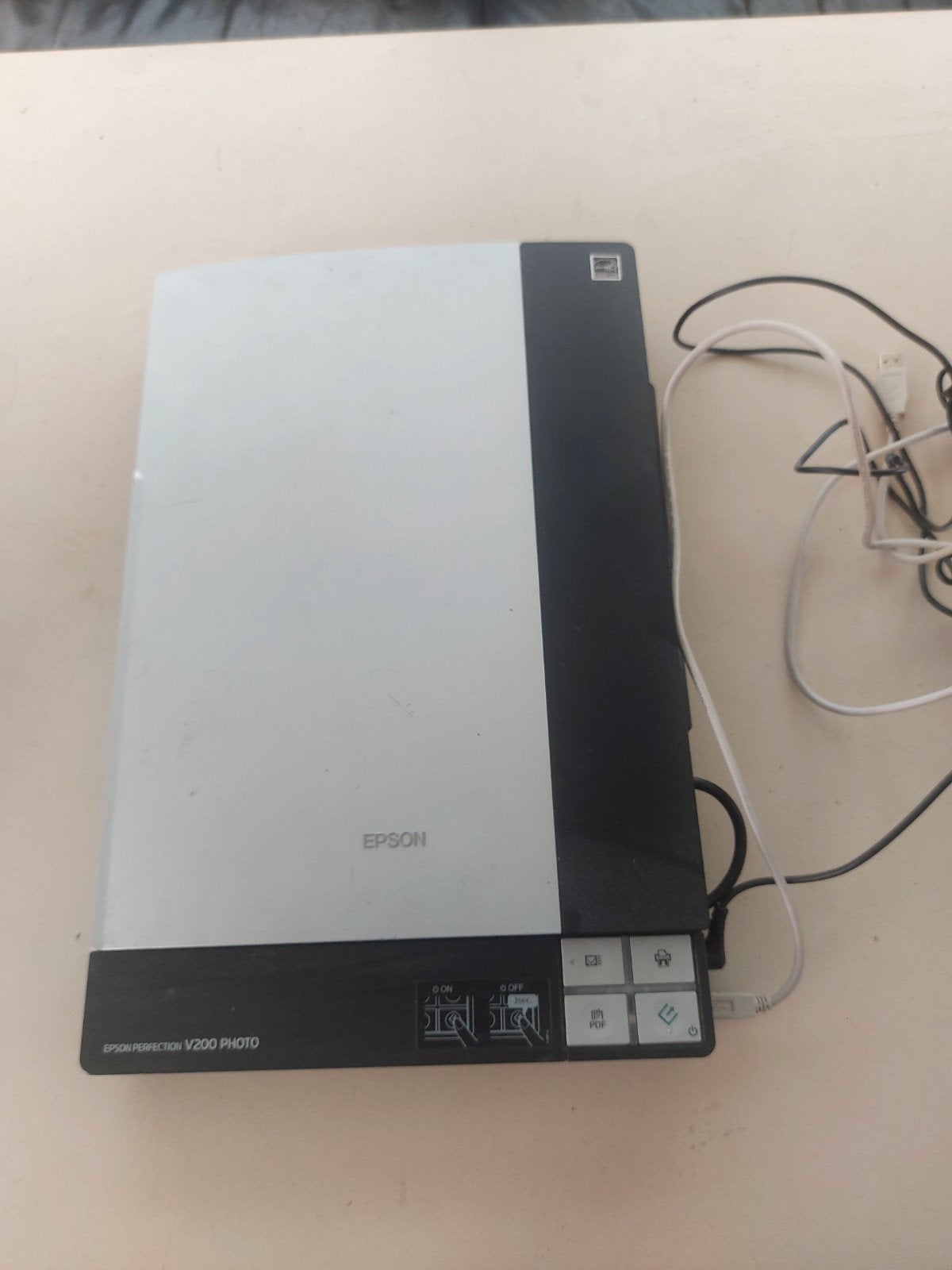 Epson V200 digital foto scanner photoscanner, Ophalen, Zo goed als nieuw