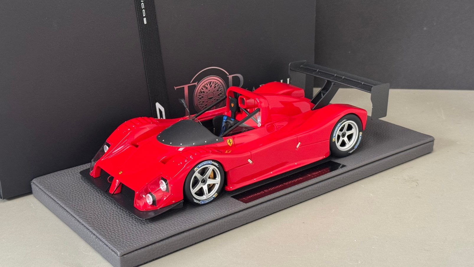 Ferrari 333 SP rood TopMarques nieuwstaat, Ophalen of Verzenden, Zo goed als nieuw, Auto, Overige merken