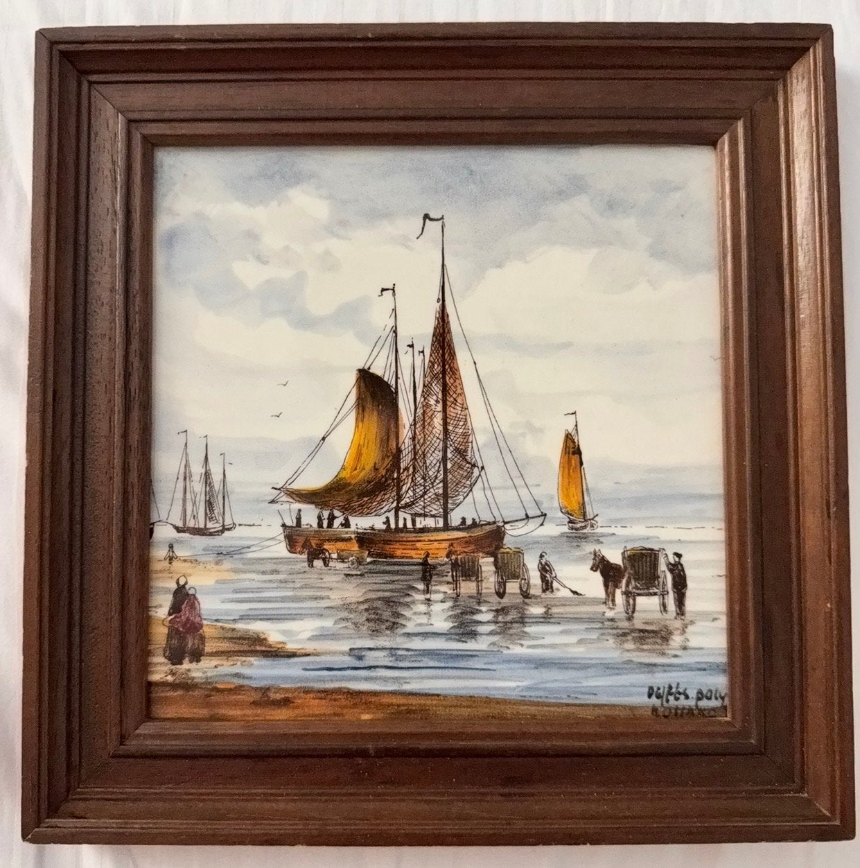 Tegeltableau met zeilschepen en vissers aan het strand, Ophalen of Verzenden