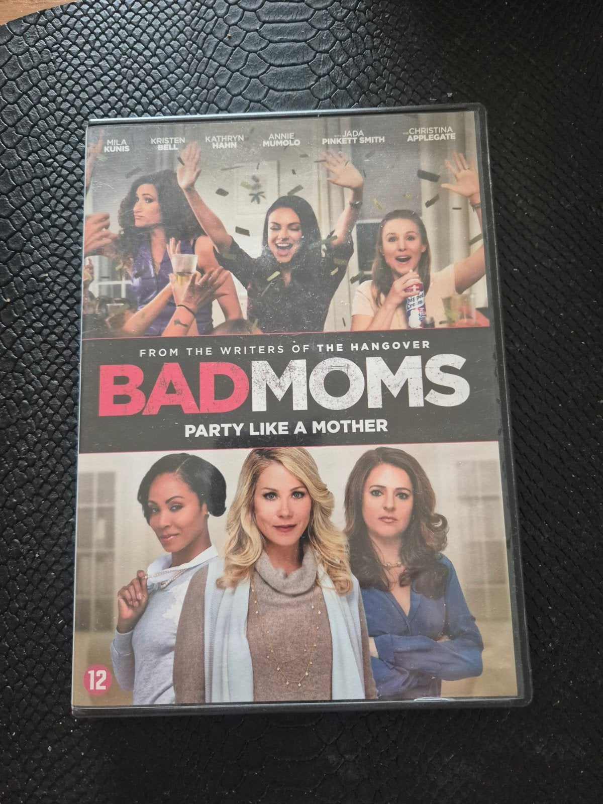 badmoms, Vanaf 12 jaar, Ophalen of Verzenden, Zo goed als nieuw, Actiekomedie