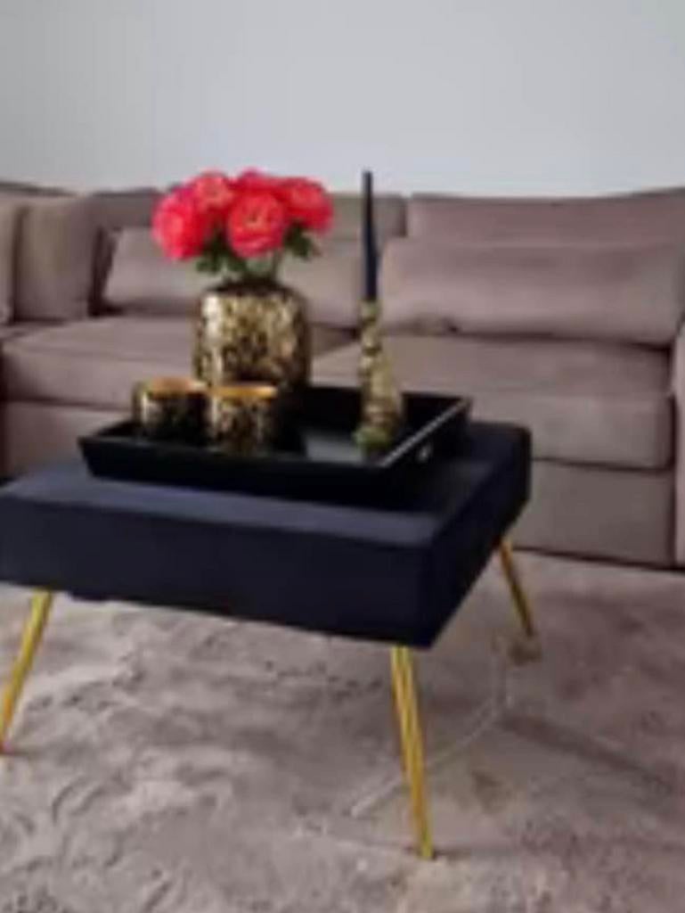 Zwarte velvet hocker met gouden pootjes. 77x77x44cm, Huis en Inrichting, Tafels | Salontafels, Ophalen, 50 tot 100 cm, Rond, Zo goed als nieuw