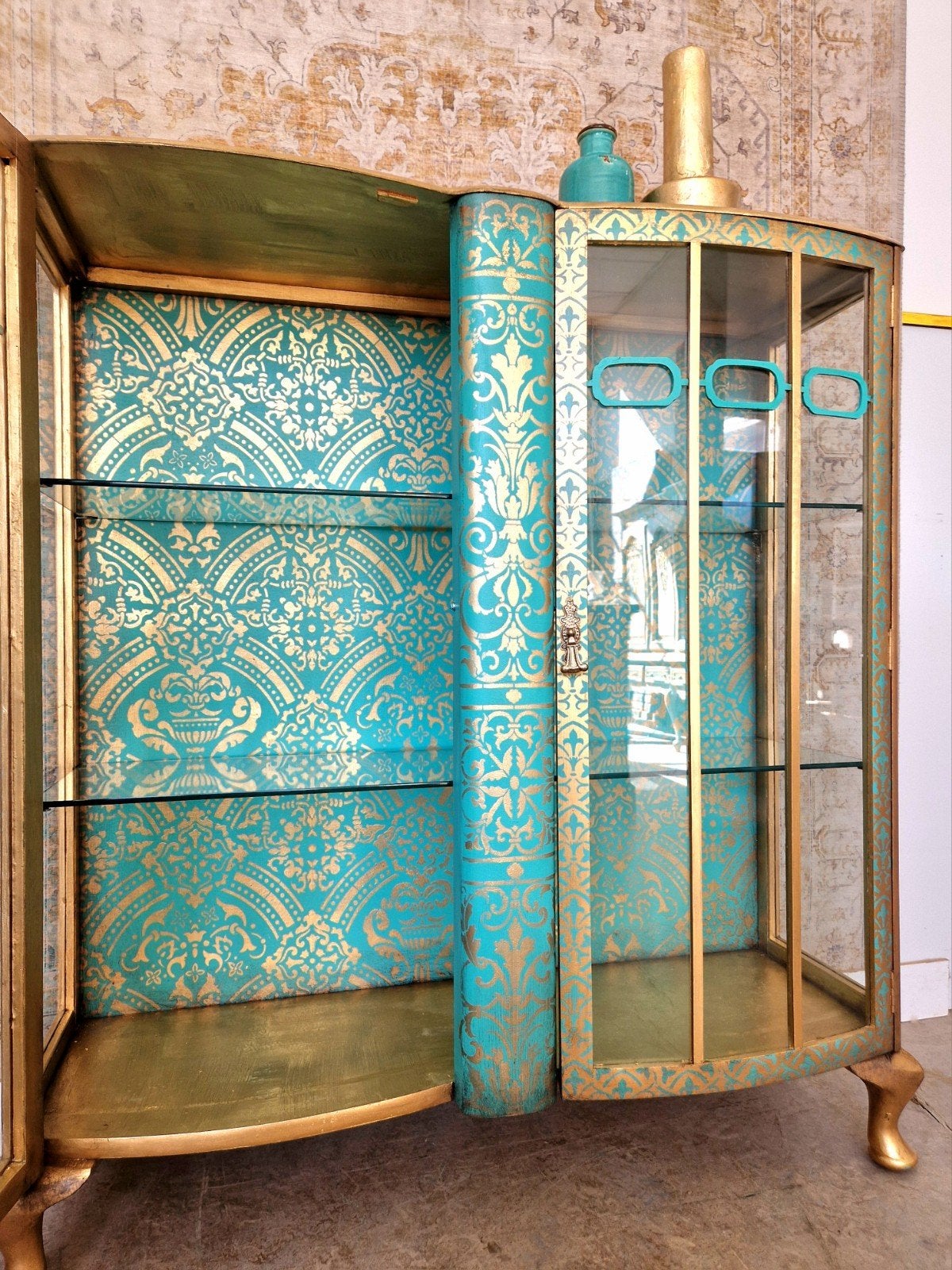 India Ibiza vitrinekast/ vintage look kast, Donyavimin@gmail.com, 100 tot 150 cm, Mina Donyavi Meubels, Ophalen of Verzenden