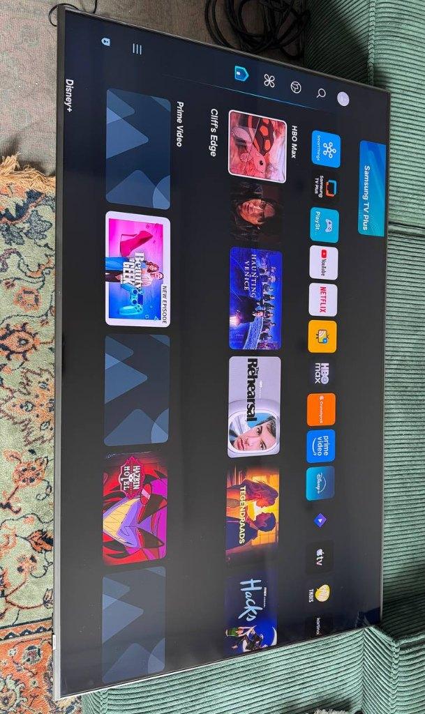 Samsung 55" QLED 4K Smart TV Q70C (2023), Ophalen, QLED, 120 Hz, Zo goed als nieuw