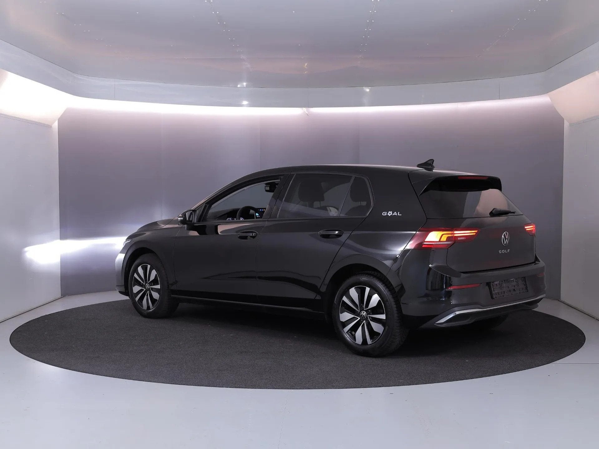 Volkswagen Golf 1.5 TSI Life GOAL (bj 2025), Automatische klimaatregeling, Zwart, Bedrijf, Golf