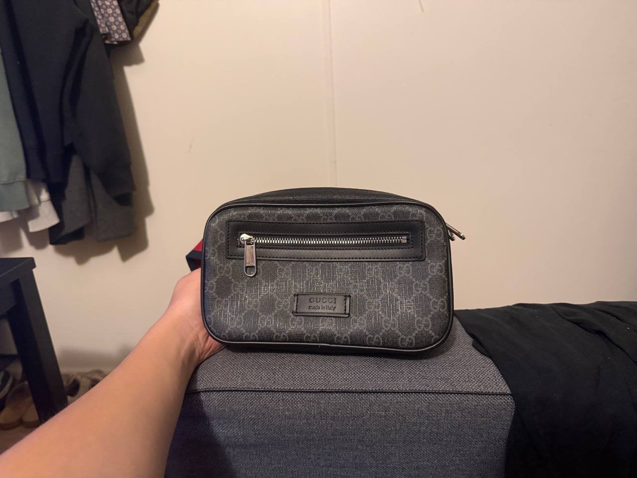 Gucci Schoudertas - Stijlvol en Praktisch, Ophalen of Verzenden, Gebruikt, Zwart, Schoudertasje