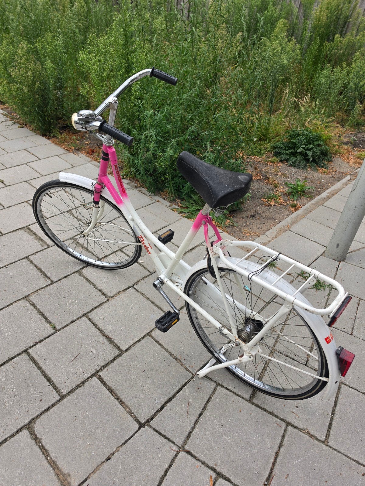 Roze/witte meisjesfiets en rode kinderfiets, Terugtraprem, 50 tot 53 cm, Ophalen, Overige merken