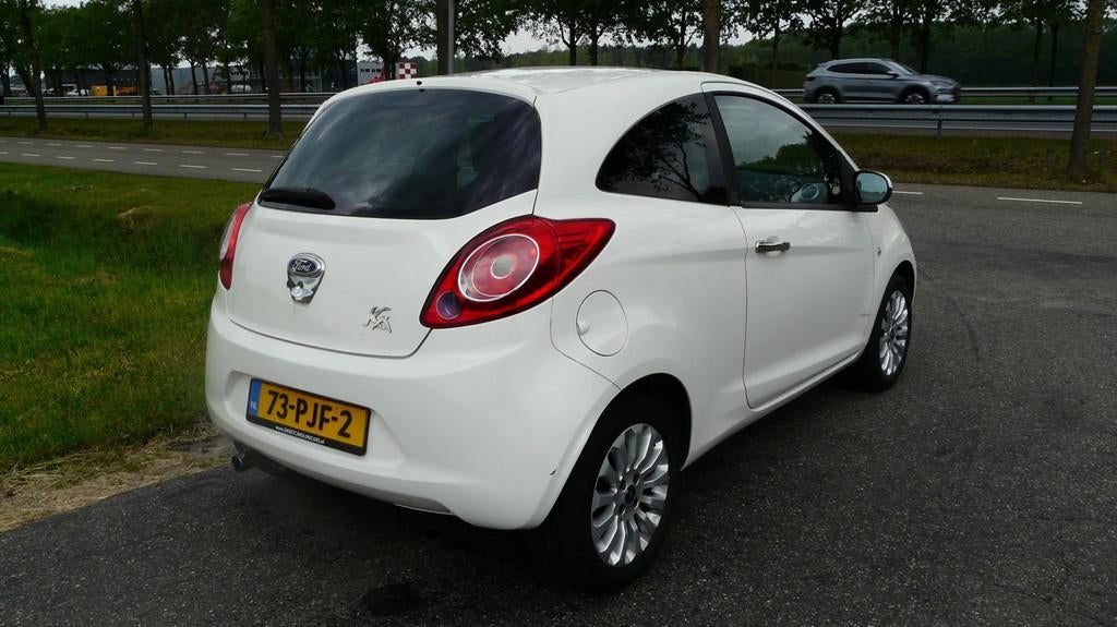 Ford Ka 1.2 Titanium X start/stop,Airco,Elec.pakket,Lmv's! N, Voorwielaandrijving, Euro 5, Stof, Gebruikt