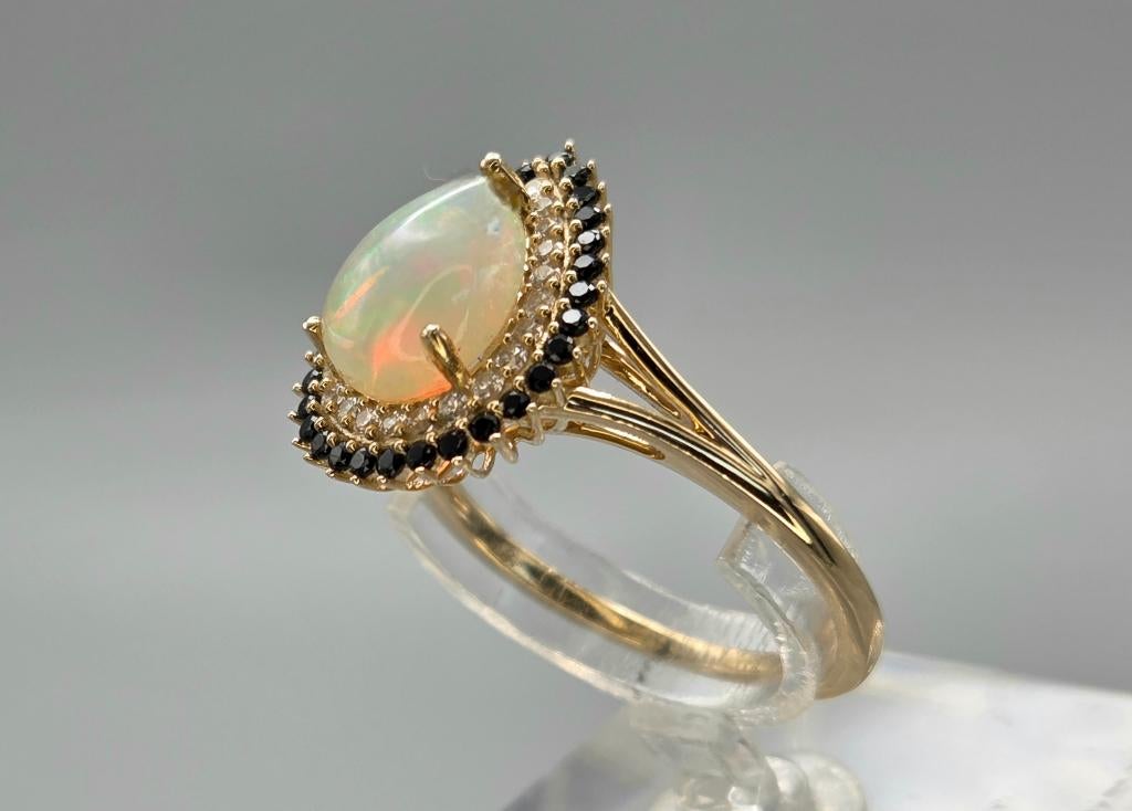 Gouden Vintage ring opaal, onyx en diamant. 2026/286., Overige kleuren, Ophalen of Verzenden, Zo goed als nieuw, .