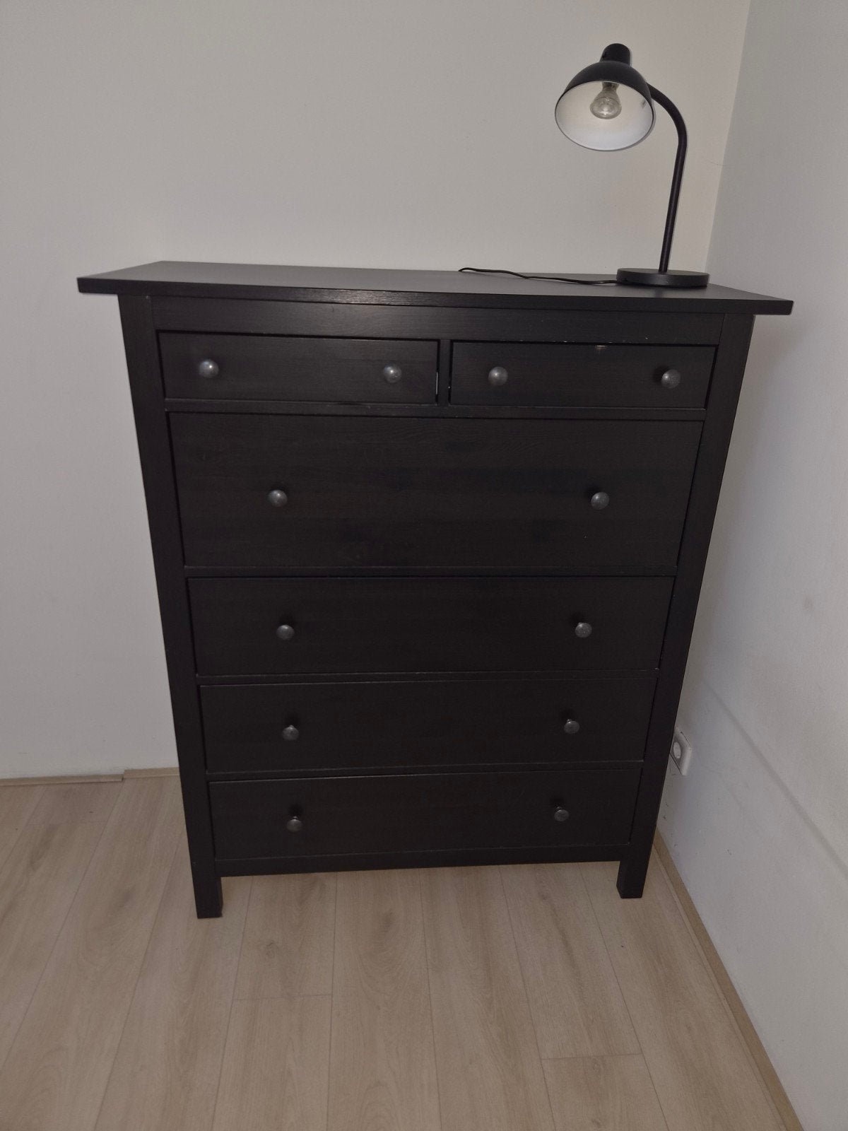 IKEA HEMNES ladekast, zwartbruin, 6 lades, Ophalen, Gebruikt, 100 tot 150 cm, Modern, Scandinavisch