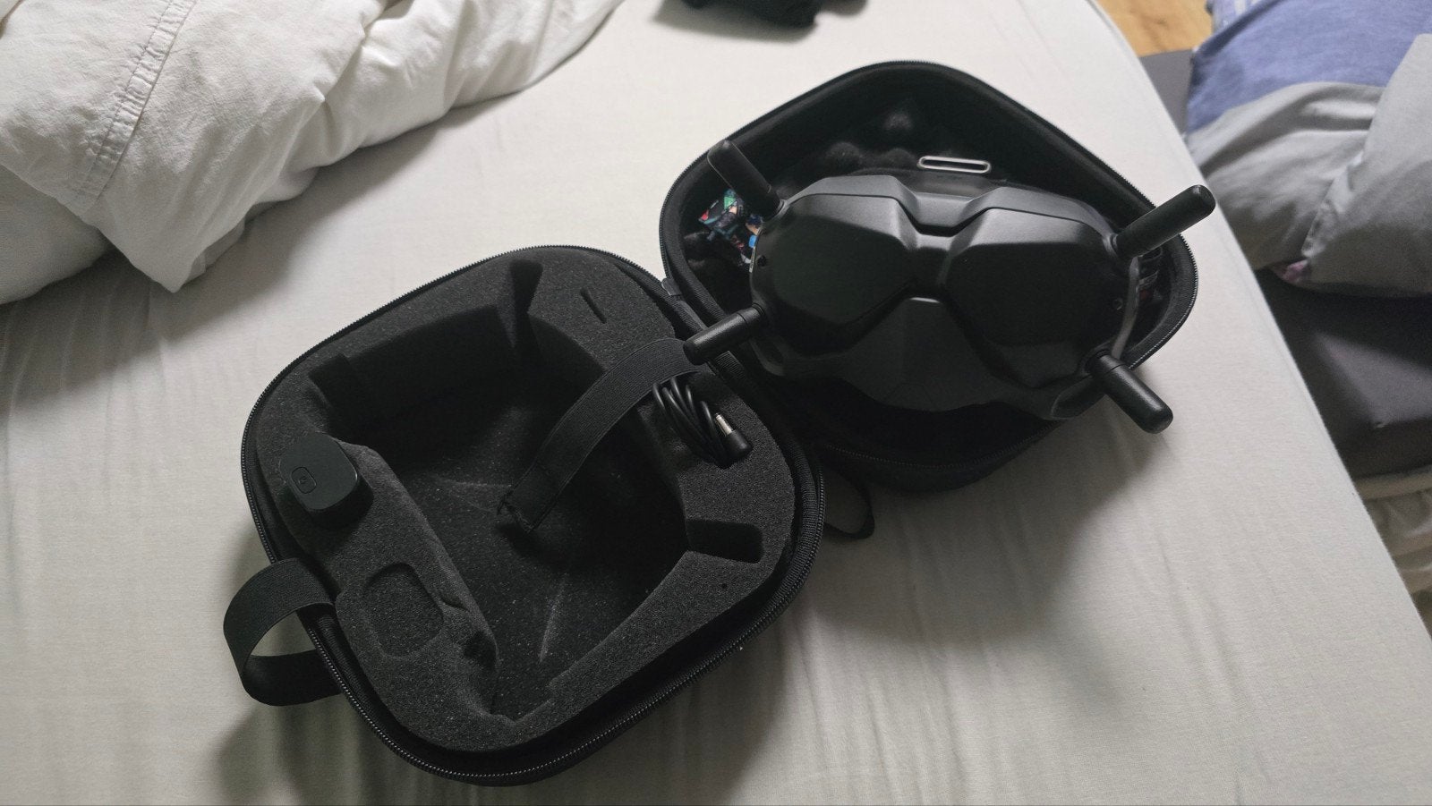 DJI FPV Goggles V2 met draagtas en originele doos, Ophalen of Verzenden, Zo goed als nieuw, DJI, First person view (FPV)