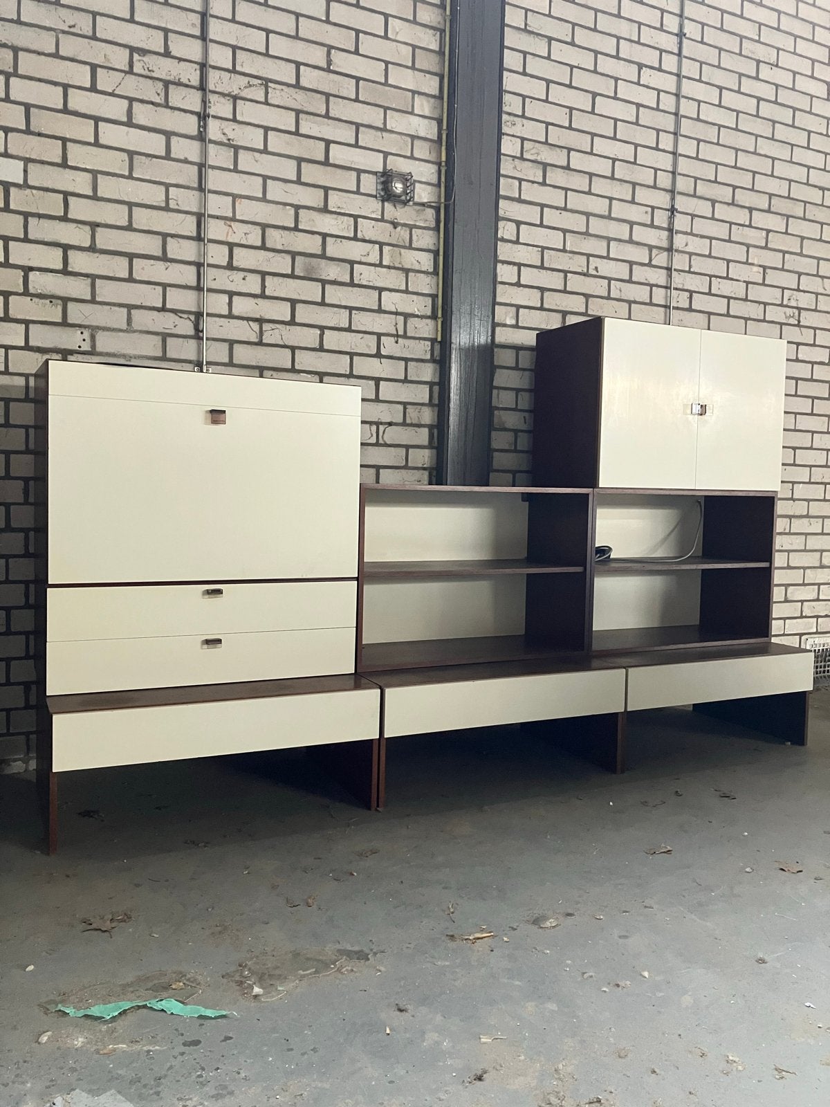 Pastoe K369 wandmeubel -Vintage design dressoir/(wand)kast/w, Huis en Inrichting, 250 tot 300 cm, Gebruikt, Pastoe, 3810GD