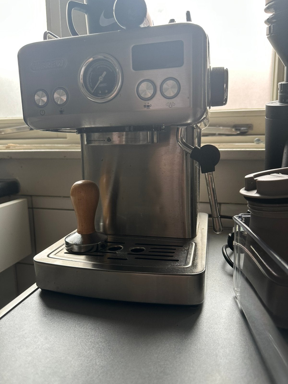 De'Longhi Dedica (Zilver) Espressoapparaat, Witgoed en Apparatuur, Ophalen, Zo goed als nieuw, Espresso apparaat, Stoompijpje