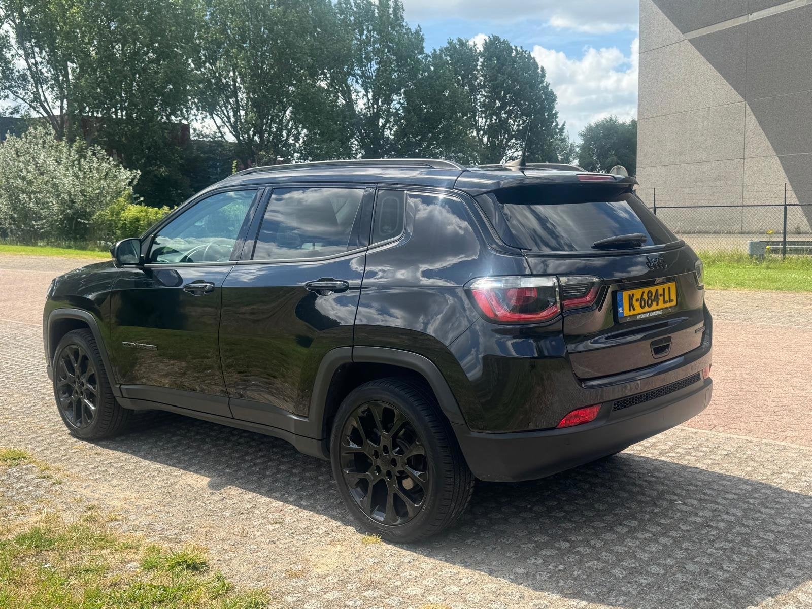 Jeep Compass 1.3T Night Eagle Liberty Edition, 4 cilinders, 150 pk, Leder en Stof, 600 kg