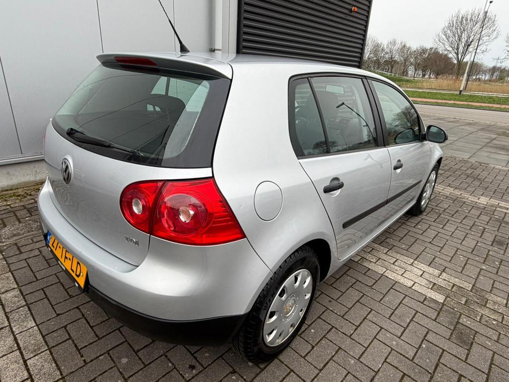 Volkswagen Golf 1.9 TDI Trendline Airco nieuwe koppeling nie, Auto's, Voorwielaandrijving, Gebruikt, 4 cilinders, Origineel Nederlands