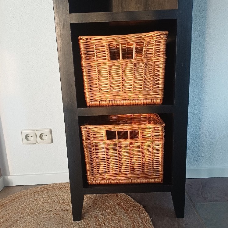 leuk zwart kastje met rotan manden, Huis en Inrichting, Ophalen