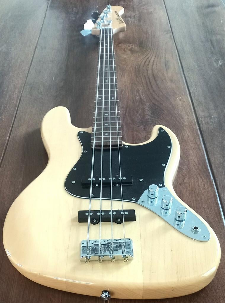 BASS collection Jazz Bass (Korea), Ophalen, Zo goed als nieuw, Elektrisch