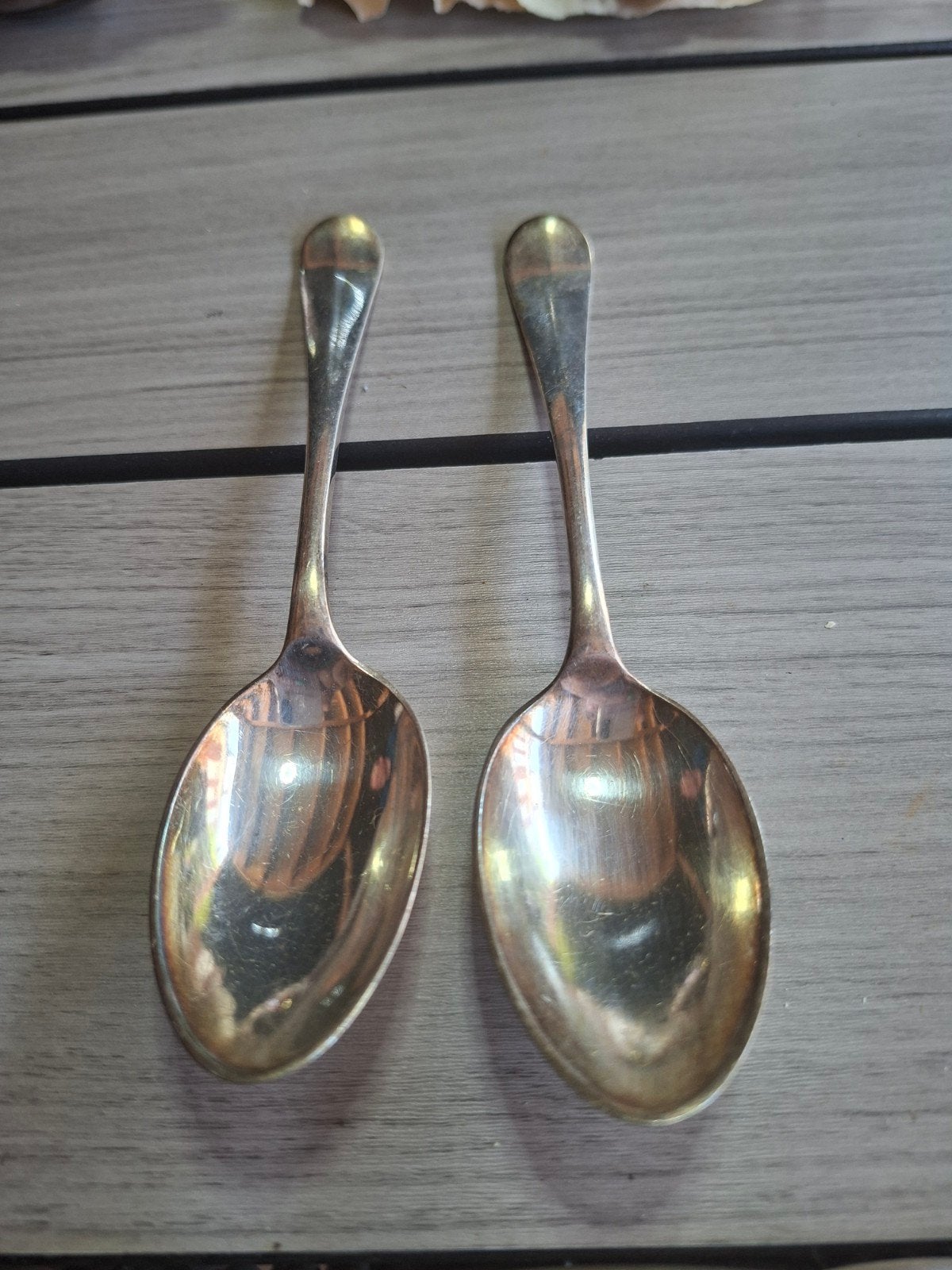 twee lepels merk Keltum, Ophalen