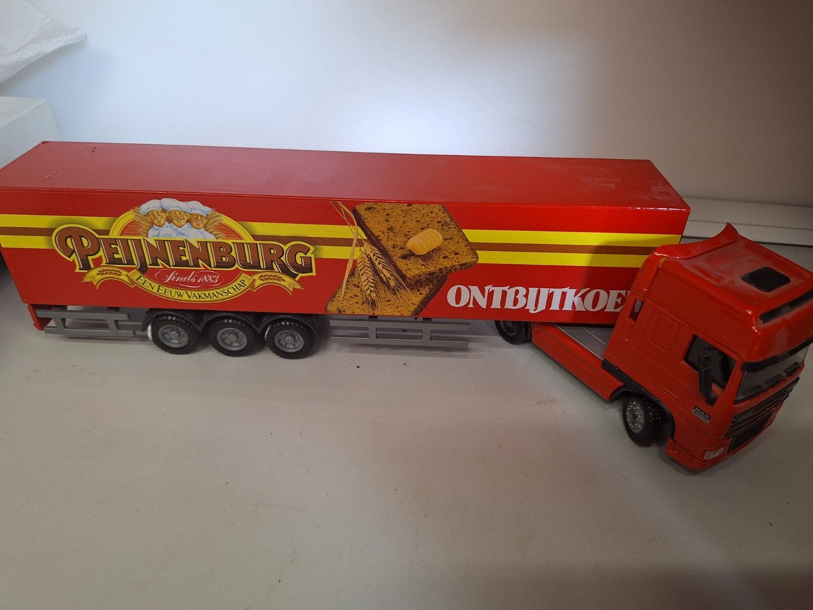 JOAL DAF 95XF vrachtwagen met Peijnenburg oplegger 1:50, Ophalen of Verzenden, Zo goed als nieuw, Bus of Vrachtwagen, Lion Toys