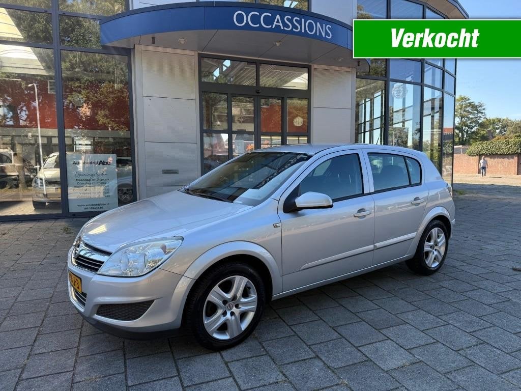 Opel ASTRA 1.6 COSMO-5DEURS-AIRCO-NAVI-PDC!!, Auto's, 15 km/l, Gebruikt, 4 cilinders, Verwarmde buitenspiegels