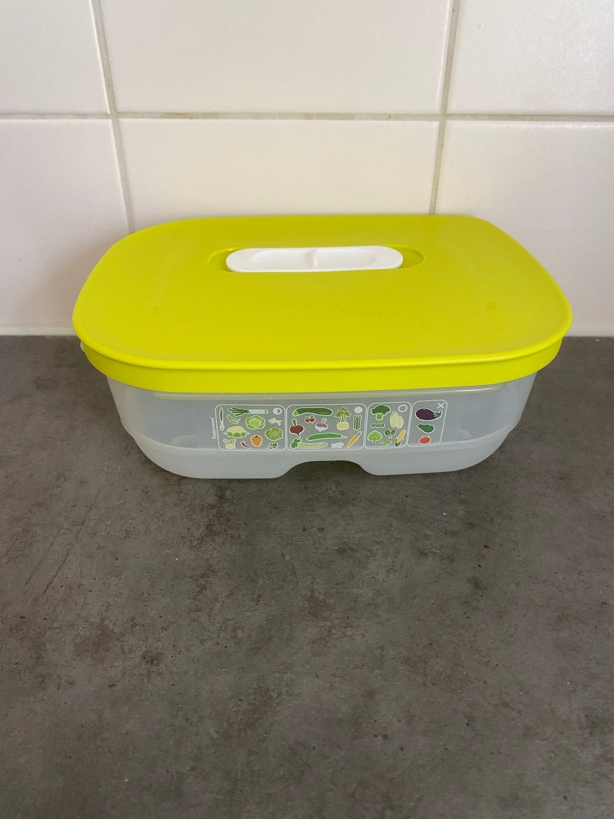 Tupperware bewaardoos met ventilatie - Ideaal voor groenten, Gebruikt, Bewaardoos, Ophalen of Verzenden, Met deksel