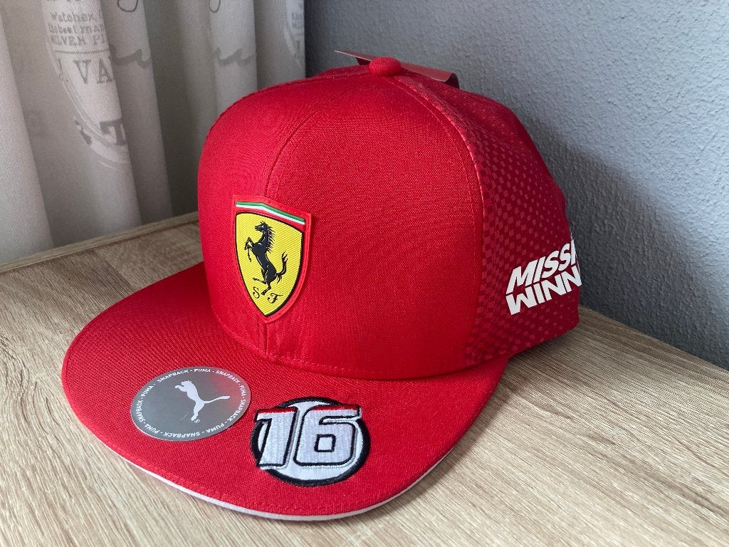 ✅ Charles Leclerc 2019 pet Scuderia Ferrari F1 cap Snapback, Ophalen of Verzenden, Nieuw, Formule 1