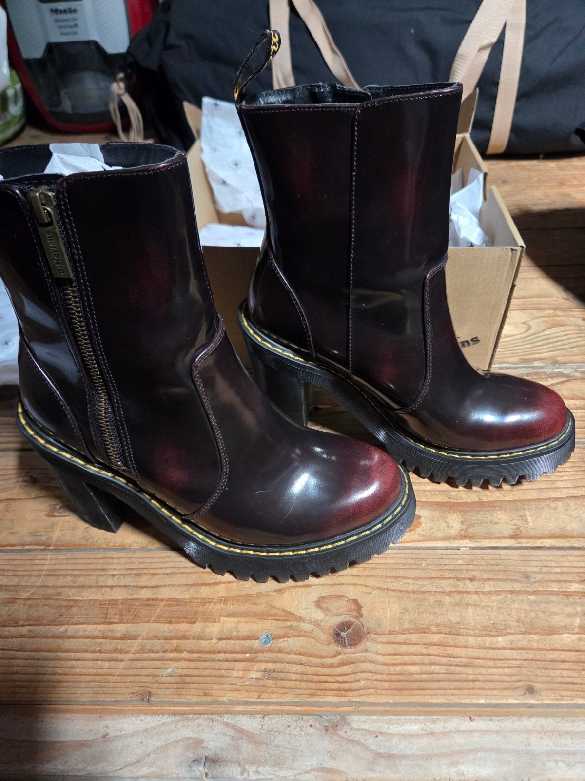 Dr. Martens Magdalena II Cherry Red Arcadia Laarzen, Lage of Enkellaarzen, Ophalen of Verzenden, Rood, Dr. Martens