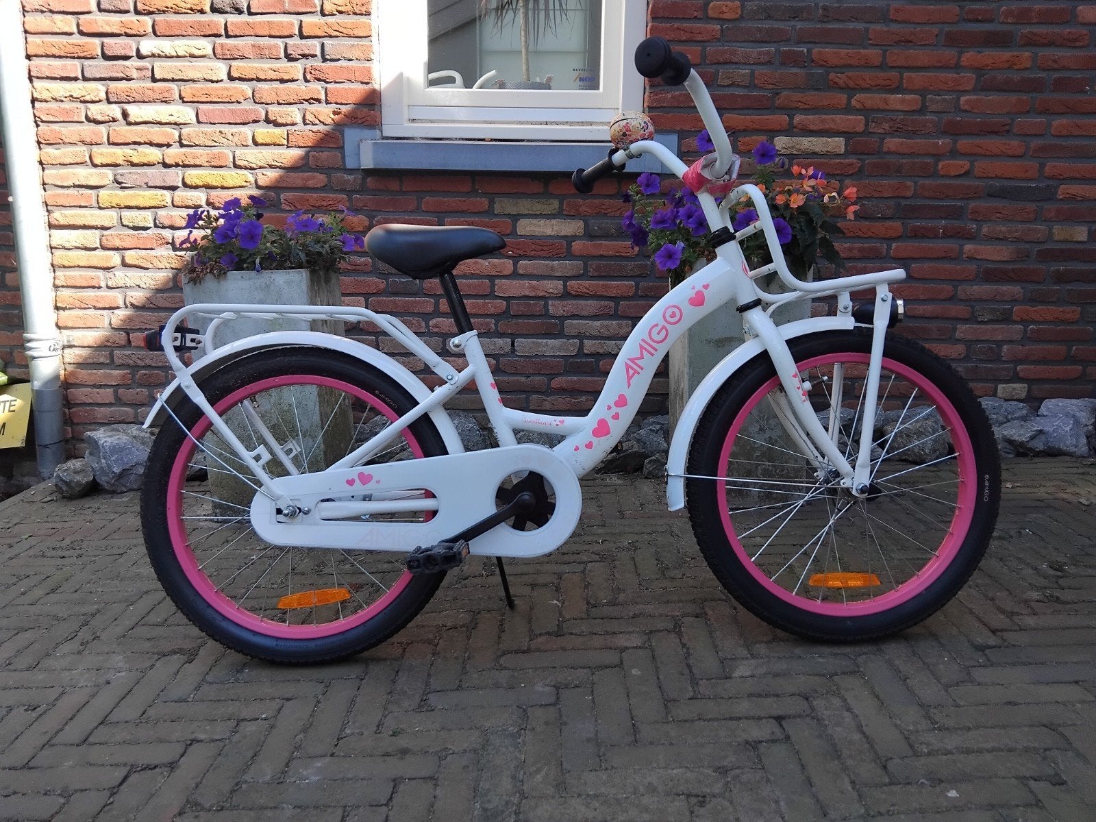 Zgan amigo Sweet Heart Meisjesfiets 20 inch wit met roze, Ophalen, Zo goed als nieuw, Amigo, Terugtraprem