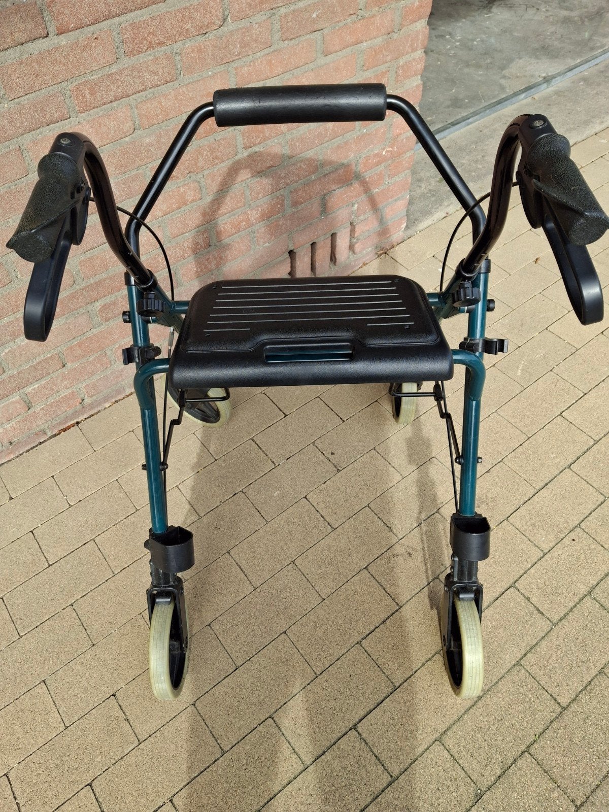 3 rollators, €35, €45 en €60, Ophalen