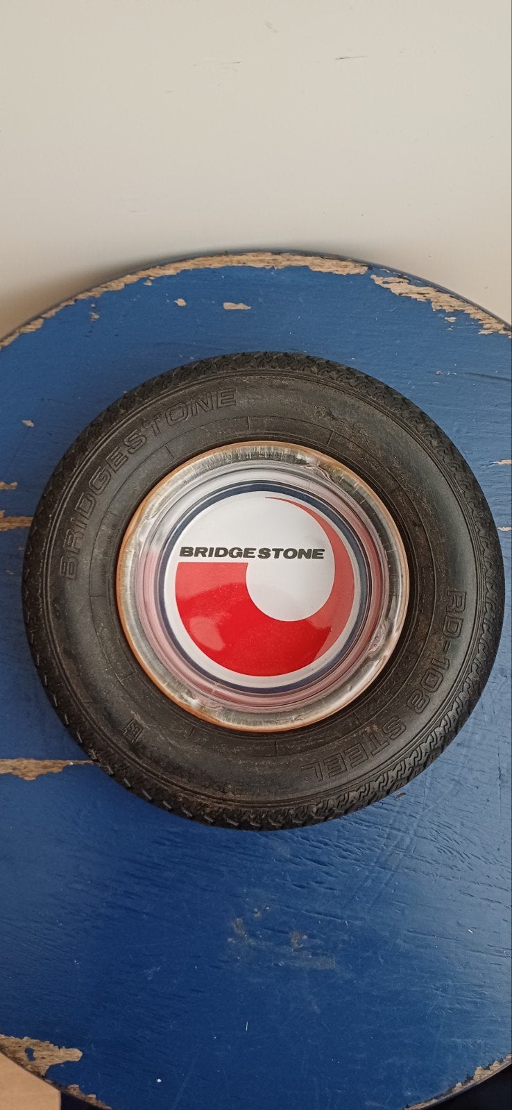Bridgestone asbak : glas met rubber bandje., Ophalen of Verzenden, Zo goed als nieuw, Asbak