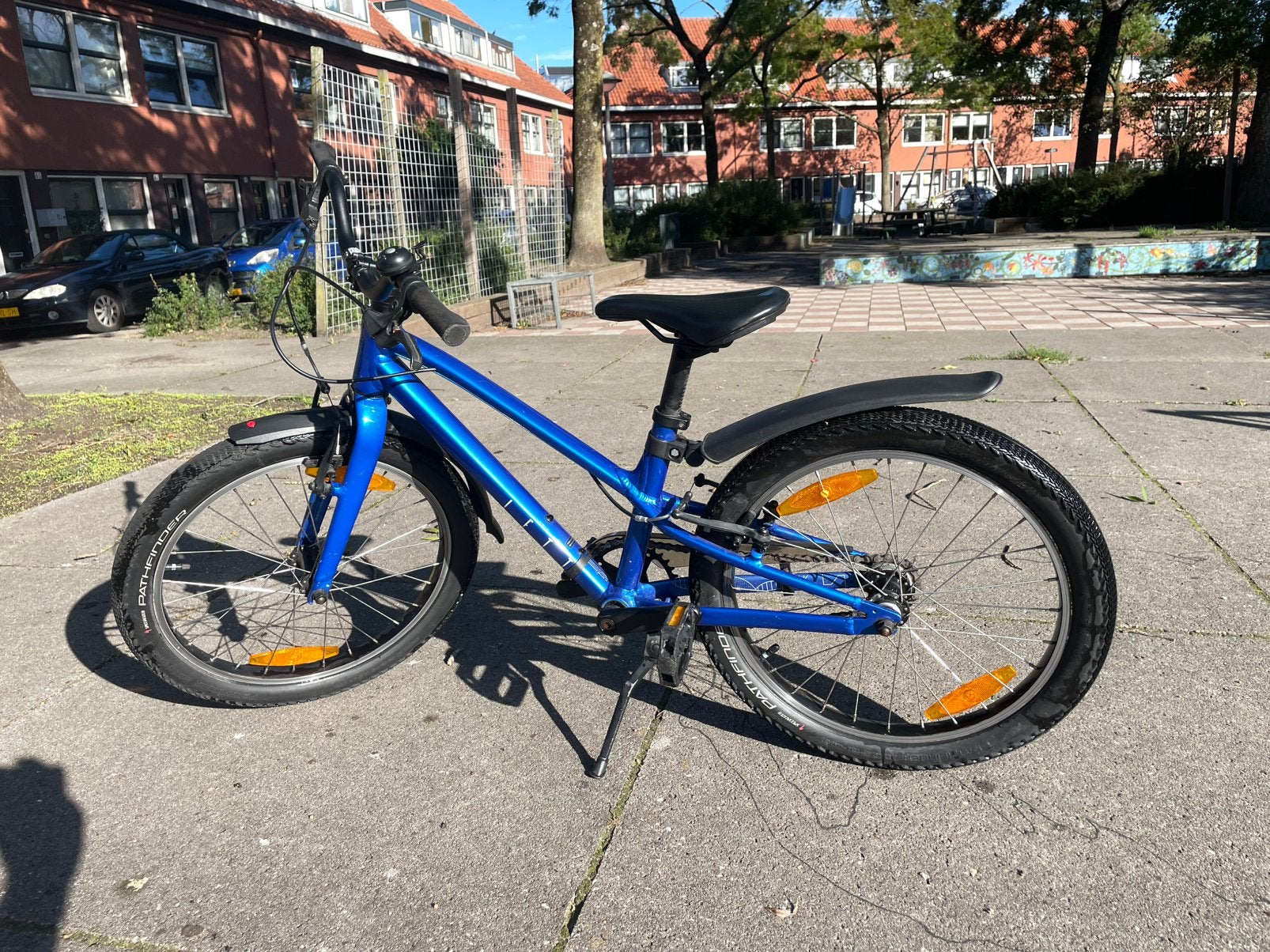 Specialized Jett 20” stoere blauwe fiets, Ophalen, Velgrem, 20 inch, Handrem