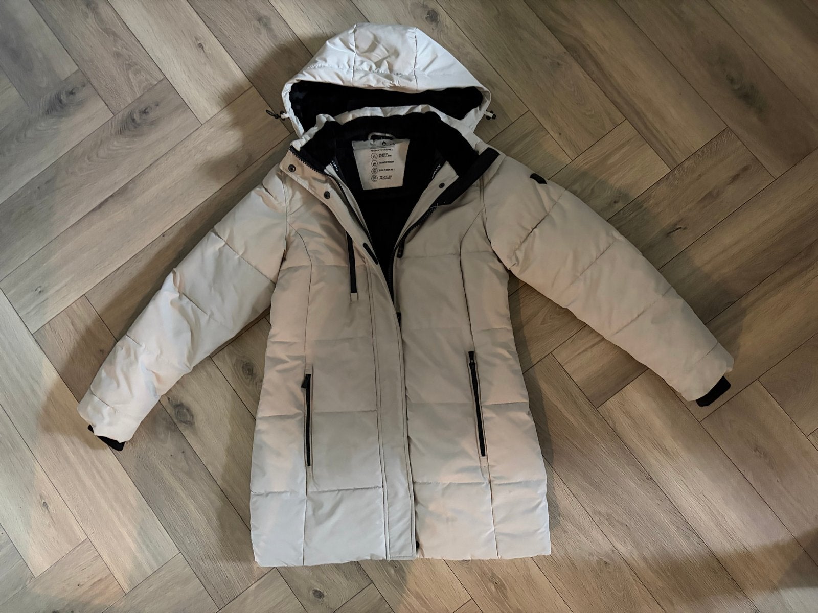 Zo goed als nieuwe Kjelvik winterjas maat 36, Ophalen of Verzenden, Zo goed als nieuw, Maat 36 (S), Beige